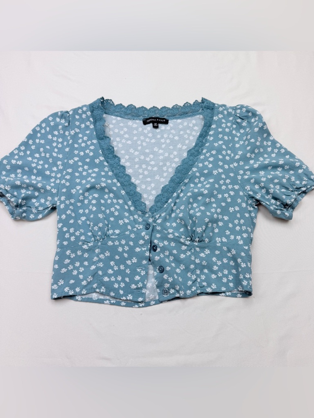 Kendall & Kylie Teal Blue Daisy-Print Lace-Trim Crop Top